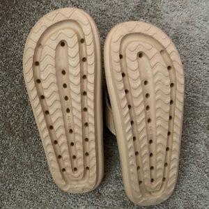 COPY - Slippers never worn
